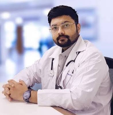 Dr Tanush Shah